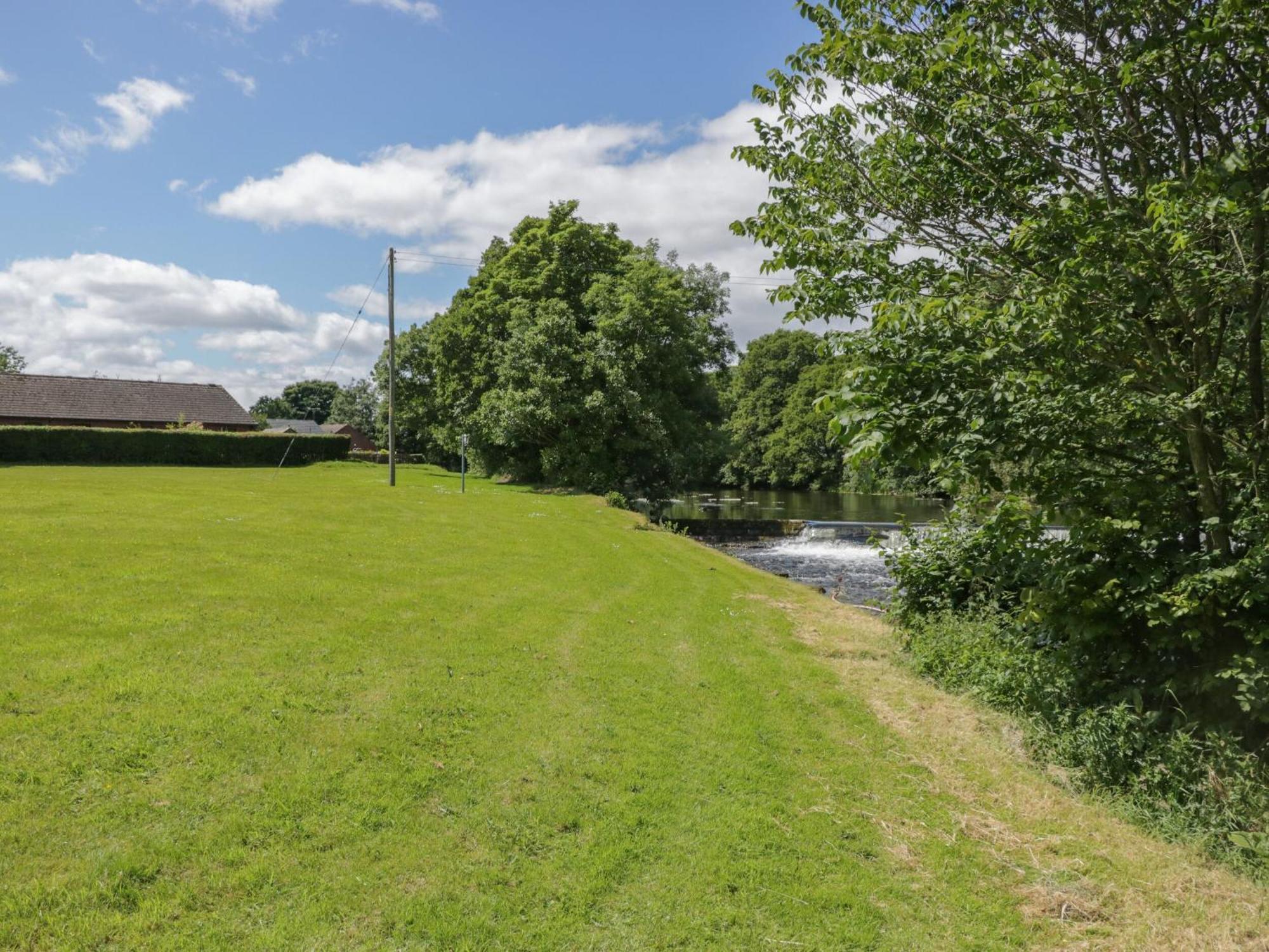 9 Eamont Park Villa Penrith Eksteriør billede